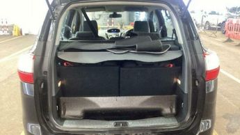Ford Grand C-Max 1.6 TDCi Titanium Euro 5 5dr