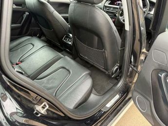 Audi A4 2.0 TDI S Tronic quattro Euro 5 (s/s) 5dr