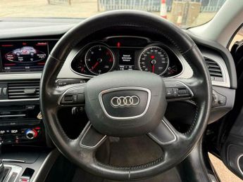 Audi A4 2.0 TDI S Tronic quattro Euro 5 (s/s) 5dr