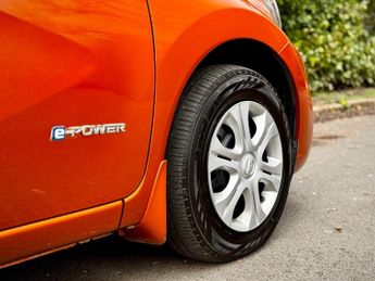 Nissan Note 1.2 DIG-S Tekna Hatchback 5dr Petrol XTRON Euro 6