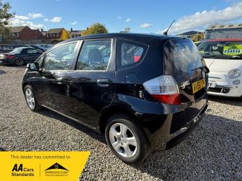 Honda Jazz I-VTEC ES I-SHIFT