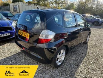 Honda Jazz I-VTEC ES I-SHIFT