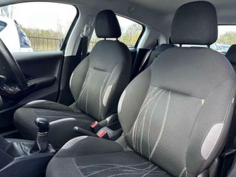 Peugeot 208 1.2 VTi Active Euro 5 5dr