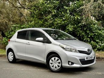 Toyota Yaris 1.33 Dual VVT-i TR Hatchback 5dr Petrol Multidrive S Euro 5 (101