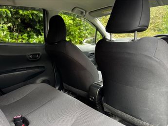 Toyota Yaris 1.33 Dual VVT-i TR Hatchback 5dr Petrol Multidrive S Euro 5 (101