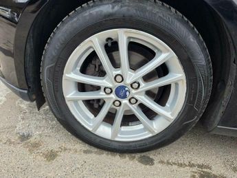 Ford Focus 1.0T EcoBoost Zetec Euro 6 (s/s) 5dr