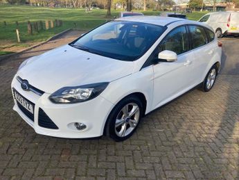 Ford Focus 1.6 ZETEC Euro 5 5dr