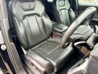 Audi Q7 TFSI QUATTRO S LINE BLACK EDITION
