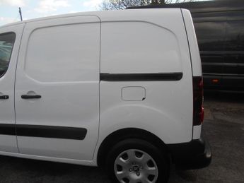 Peugeot Partner 2017 BLUE HDI S/S PROFESSIONAL L1 850 NO VAT CAMBELT HAS JUST BE