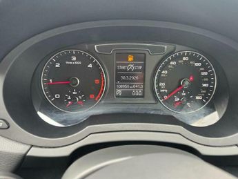 Audi Q3 2.0 TDI S line S Tronic quattro Euro 6 (s/s) 5dr (Nav)