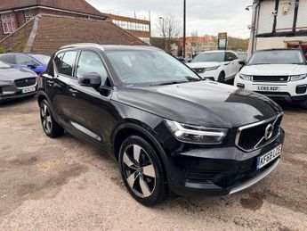 Volvo XC40 D3 MOMENTUM