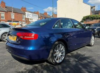 Audi A4 2.0 TDI SE Technik S Tronic quattro Euro 5 (s/s) 4dr