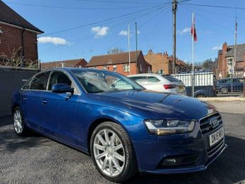 Audi A4 2.0 TDI SE Technik S Tronic quattro Euro 5 (s/s) 4dr