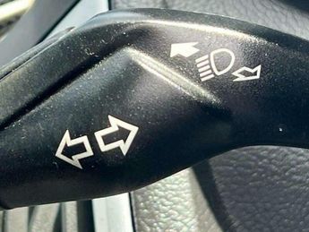 Ford Focus 1.0T EcoBoost Zetec Euro 5 (s/s) 5dr