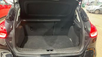 Ford Focus 1.0T EcoBoost Zetec Edition Hatchback 5dr Petrol Manual Euro 6 (