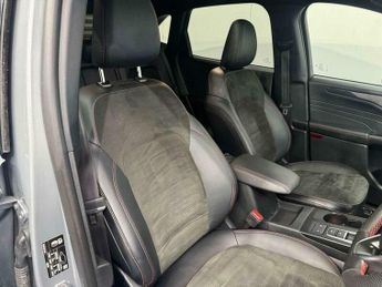 Ford Kuga 2.5 Kuga ST-Line X Edition HEV CVT 5dr