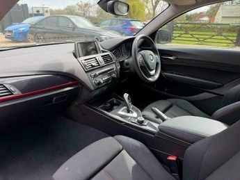 BMW 1 SERIES 2.0 118d Sport Auto 3dr