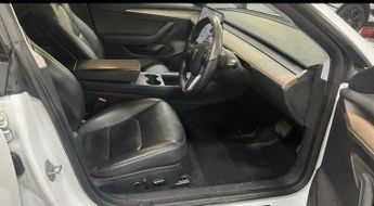 Tesla Model 3 Standard Range Plus Auto RWD 4dr