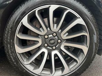 Land Rover Range Rover 4.4 SD V8 Vogue SE SUV 5dr Diesel Auto 4WD Euro 6 (s/s) (339 ps)