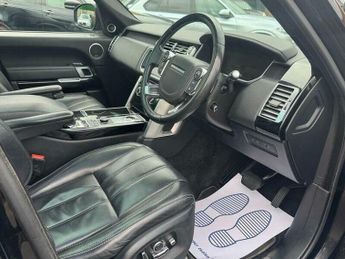 Land Rover Range Rover 4.4 SD V8 Vogue SE SUV 5dr Diesel Auto 4WD Euro 6 (s/s) (339 ps)