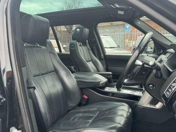 Land Rover Range Rover 4.4 SD V8 Vogue SE SUV 5dr Diesel Auto 4WD Euro 6 (s/s) (339 ps)
