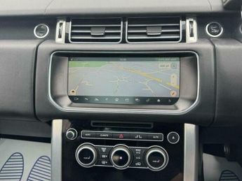 Land Rover Range Rover 4.4 SD V8 Vogue SE SUV 5dr Diesel Auto 4WD Euro 6 (s/s) (339 ps)