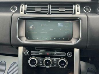 Land Rover Range Rover 4.4 SD V8 Vogue SE SUV 5dr Diesel Auto 4WD Euro 6 (s/s) (339 ps)