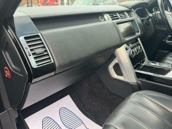Land Rover Range Rover 4.4 SD V8 Vogue SE SUV 5dr Diesel Auto 4WD Euro 6 (s/s) (339 ps)