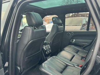 Land Rover Range Rover 4.4 SD V8 Vogue SE SUV 5dr Diesel Auto 4WD Euro 6 (s/s) (339 ps)