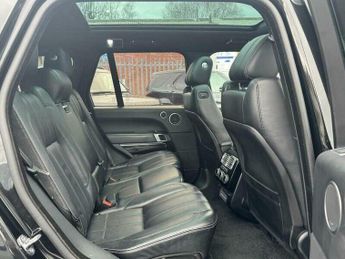 Land Rover Range Rover 4.4 SD V8 Vogue SE SUV 5dr Diesel Auto 4WD Euro 6 (s/s) (339 ps)