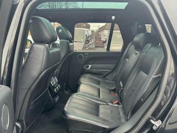 Land Rover Range Rover 4.4 SD V8 Vogue SE SUV 5dr Diesel Auto 4WD Euro 6 (s/s) (339 ps)
