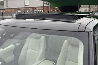 Land Rover Range Rover 4.4 SD V8 Autobiography SUV 5dr Diesel Auto 4WD Euro 6 (s/s) (33