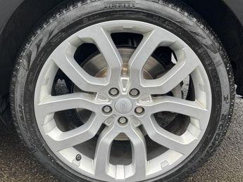 Land Rover Range Rover 4.4 SD V8 Autobiography SUV 5dr Diesel Auto 4WD Euro 6 (s/s) (33