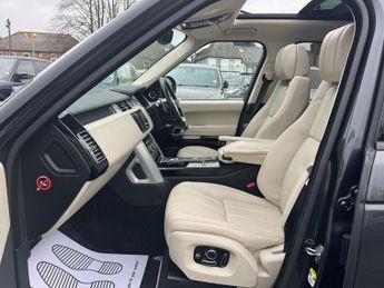 Land Rover Range Rover 4.4 SD V8 Autobiography SUV 5dr Diesel Auto 4WD Euro 6 (s/s) (33