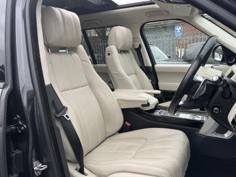 Land Rover Range Rover 4.4 SD V8 Autobiography SUV 5dr Diesel Auto 4WD Euro 6 (s/s) (33