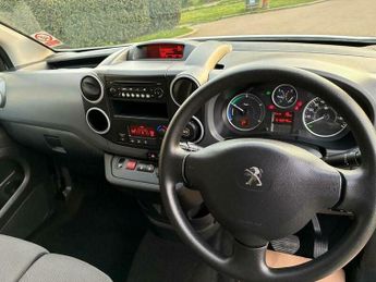 Peugeot Partner 636 SE FWD L1 H1 6dr
