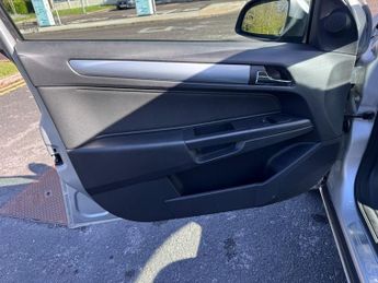 Vauxhall Astra ELITE 16V E4