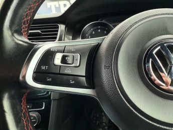 Volkswagen Golf GTi 2.0 TSI BlueMotion Tech GTI DSG Euro 6 (s/s) 5dr