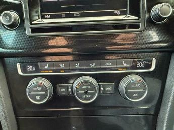 Volkswagen Golf GTi 2.0 TSI BlueMotion Tech GTI DSG Euro 6 (s/s) 5dr