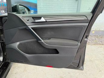 Volkswagen Golf GTi 2.0 TSI BlueMotion Tech GTI DSG Euro 6 (s/s) 5dr