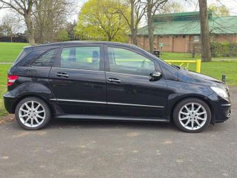 Mercedes-Benz B Class 2.0 B180 SE CVT 5dr
