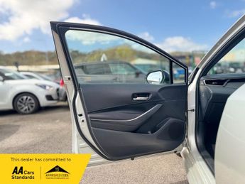 Toyota Corolla VVT-I DESIGN