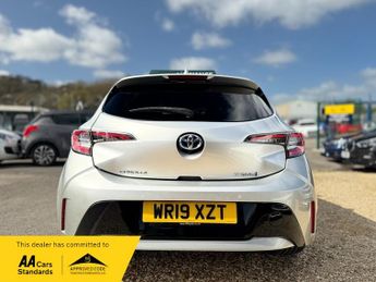 Toyota Corolla VVT-I DESIGN