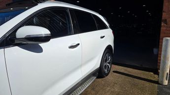 Kia Sorento 2.2 CRDi KX-4 SUV 5dr Diesel Auto AWD Euro 6 (197 bhp)