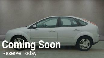 Ford Focus 1.6 Ghia 5dr