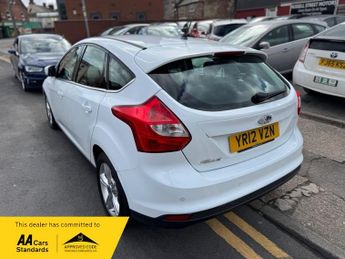Ford Focus 1.6 Zetec Powershift Euro 5 5dr