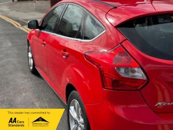 Ford Focus 1.6 Zetec Powershift Euro 5 5dr