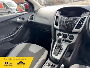 Ford Focus 1.6 Zetec Powershift Euro 5 5dr