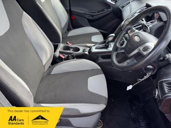 Ford Focus 1.6 Zetec Powershift Euro 5 5dr