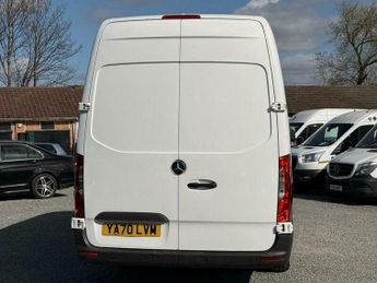Mercedes-Benz Sprinter 2.1 314 CDI Progressive Panel Van 5dr Diesel Manual RWD L4 H3 Eu